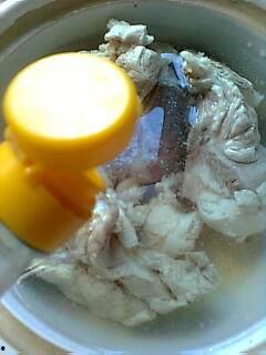 猪吃冻了的瓜好吗,营养与安全的探讨