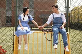 上海吃瓜情侣拍照,吃瓜情侣的趣味拍照攻略